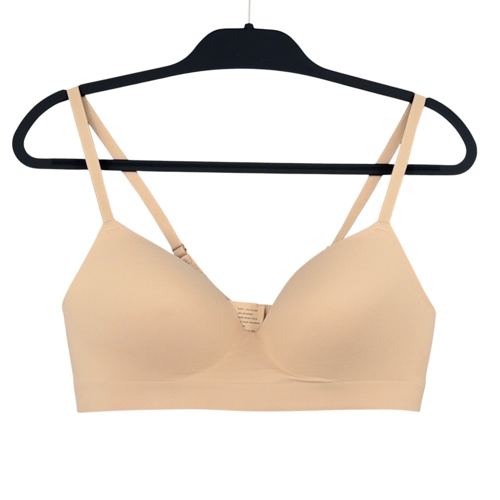 Soma Enbliss Wireless Bra Womens 36B Nylon Spandex Nude Beige